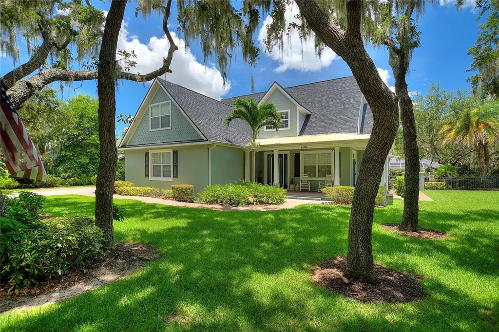 2606 Wyndsor Oaks Court Winter Haven FL 33884