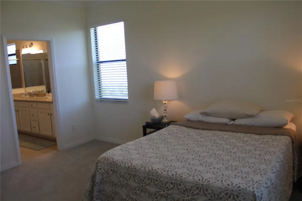 6647 Clairborne Lane Bradenton FL 34211