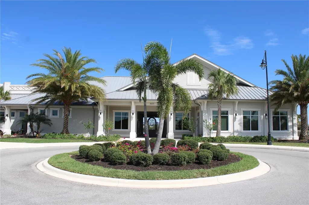 6647 Clairborne Lane Bradenton FL 34211