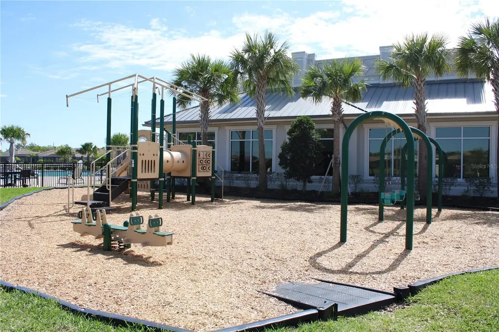 6647 Clairborne Lane Bradenton FL 34211