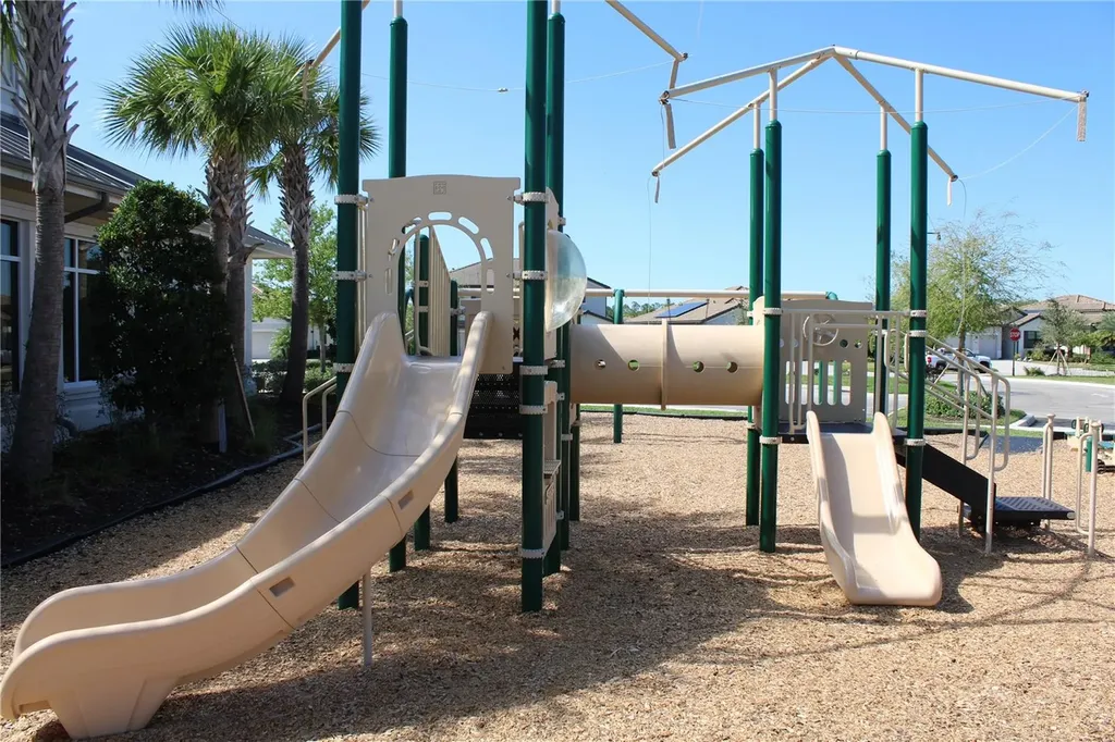6647 Clairborne Lane Bradenton FL 34211