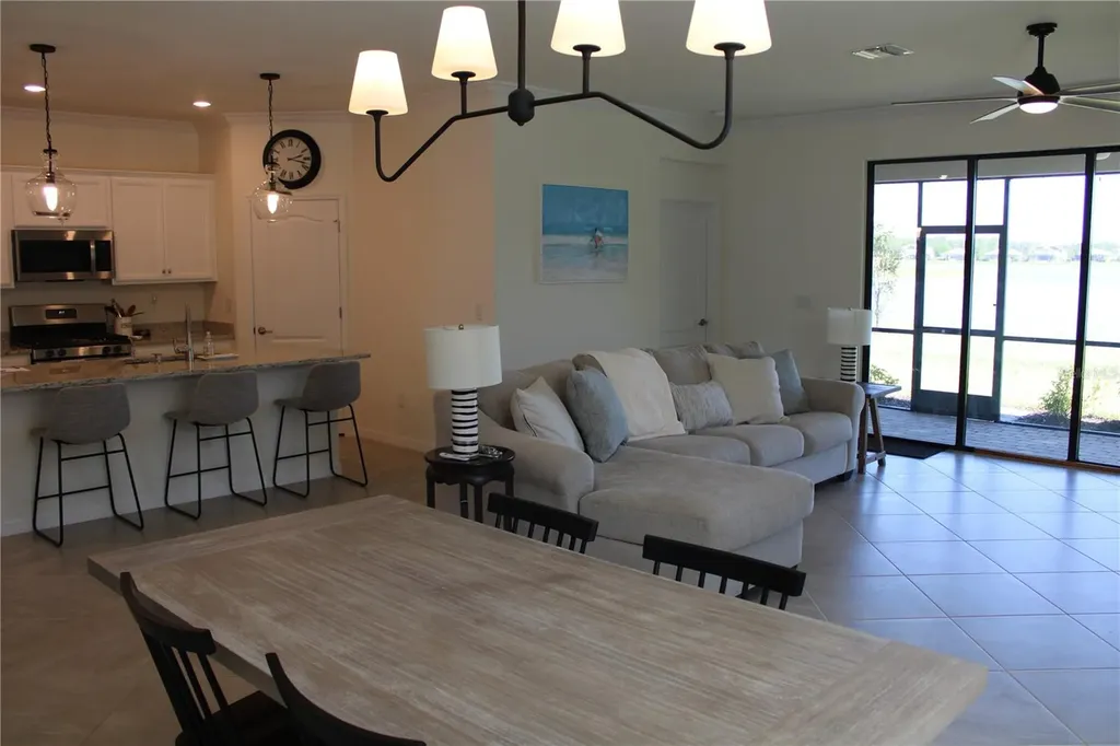 6647 Clairborne Lane Bradenton FL 34211