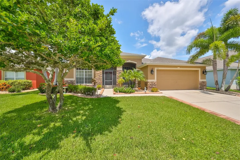 6814 Cromwell Garden Drive Apollo Beach FL 33572