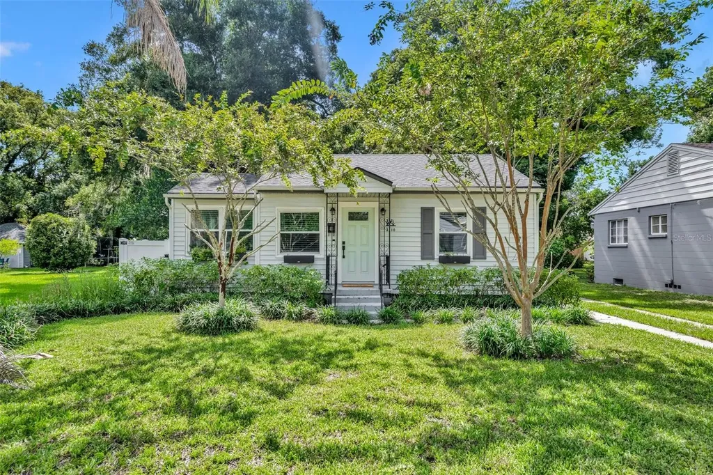2110 Amherst Avenue Orlando FL 32804