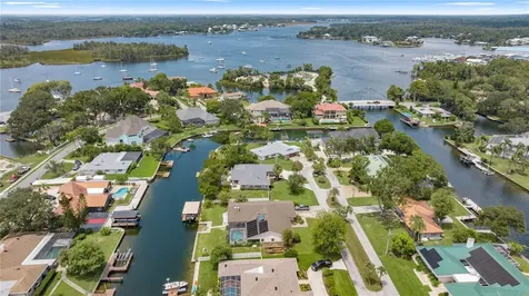 632 SE 1st Court Crystal River FL 34429