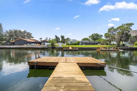 632 SE 1st Court Crystal River FL 34429