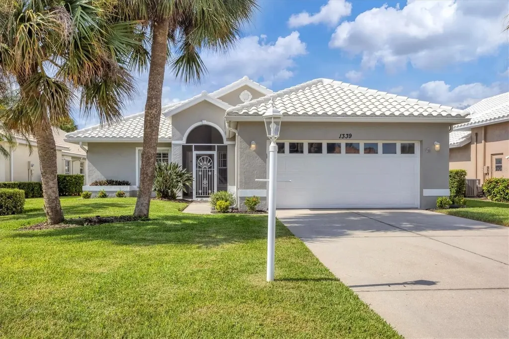 1339 Berkshire Court Venice FL 34292