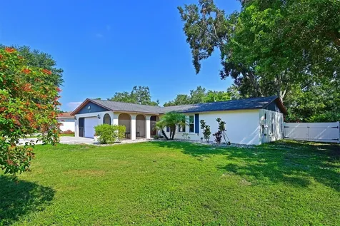 3228 Village Lane Sarasota FL 34235