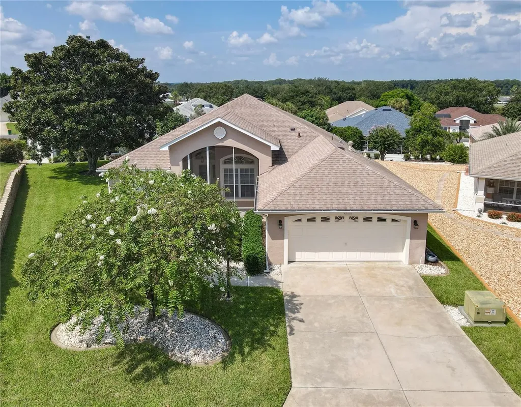 3226 Bahama Circle Tavares FL 32778