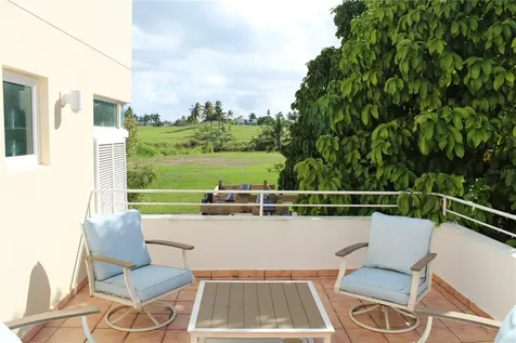 155 West Golf Villas Dorado PR 00646