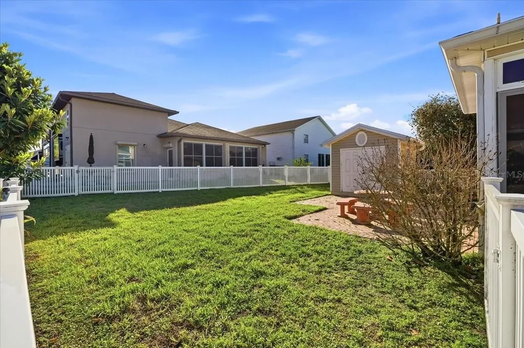 323 Travelers Drive Polk City FL 33868