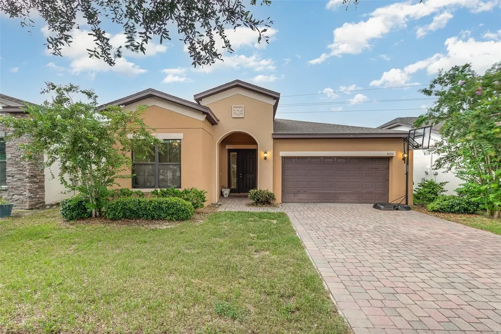 9192 Chandler Drive Groveland FL 34736