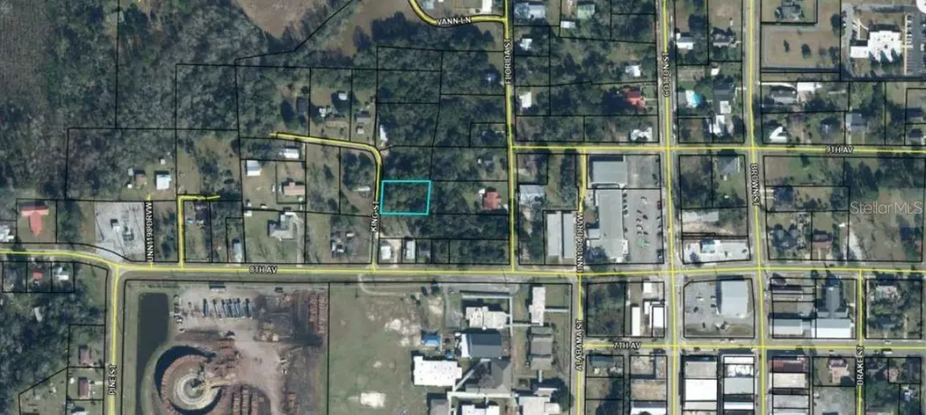 810 King Street Graceville FL 32440