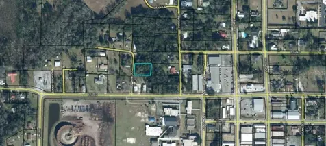 810 King Street Graceville FL 32440