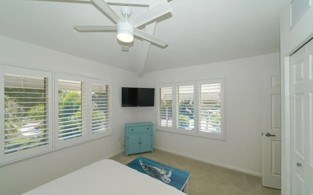 228 Van Buren Drive Sarasota FL 34236