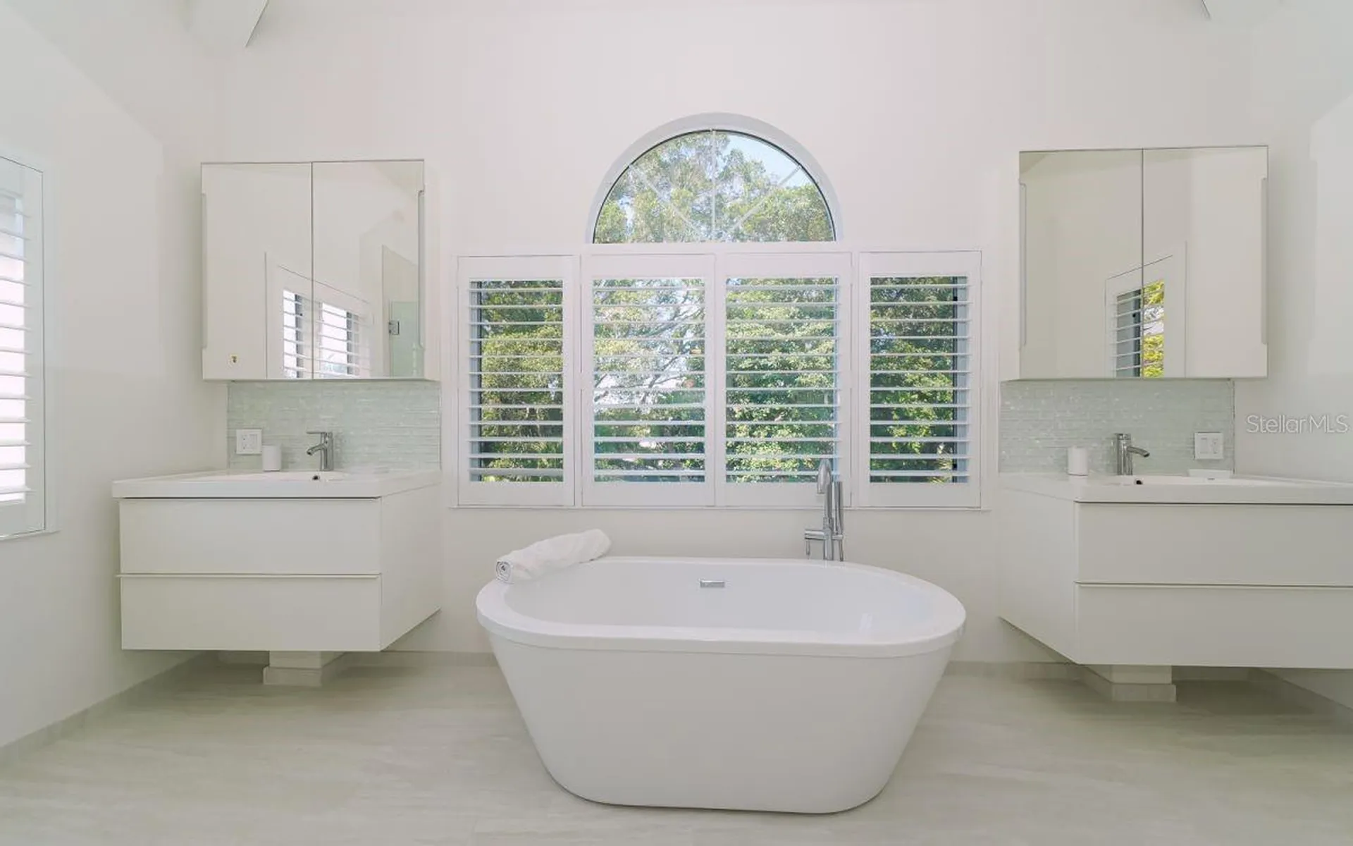 228 Van Buren Drive Sarasota FL 34236