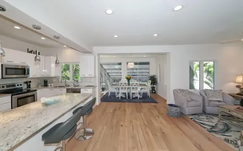 228 Van Buren Drive Sarasota FL 34236