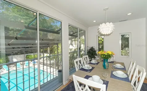 228 Van Buren Drive Sarasota FL 34236