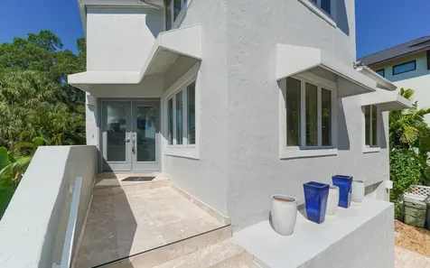 228 Van Buren Drive Sarasota FL 34236
