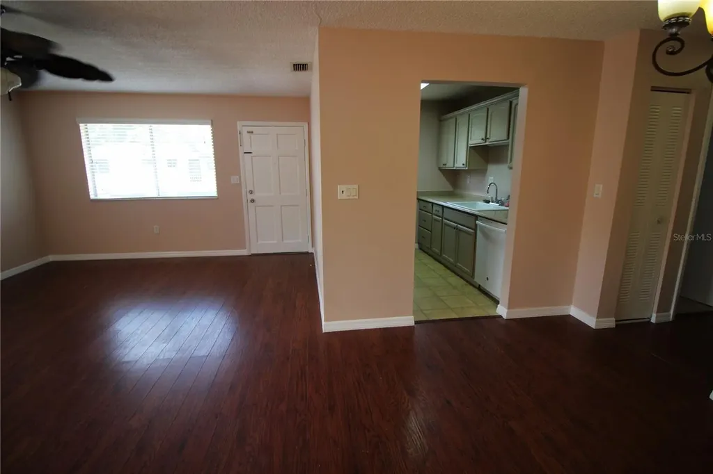 1829 Bough Avenue Clearwater FL 33760