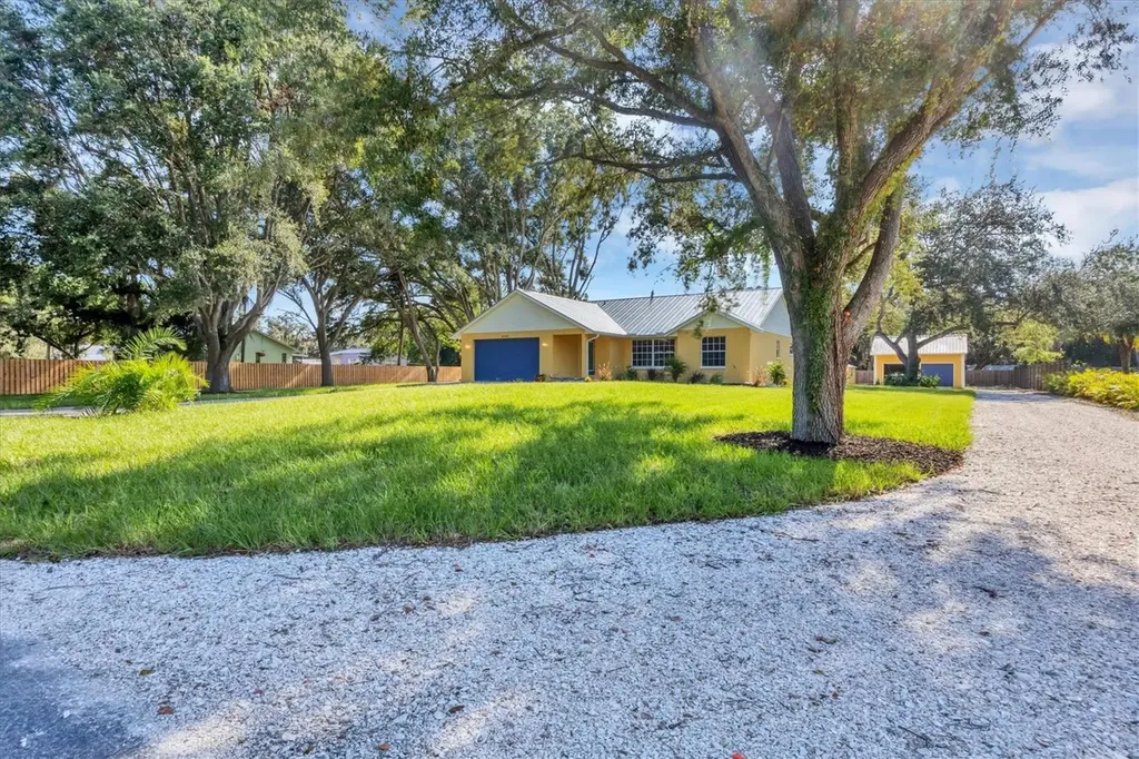 4133 Gerwe Road Sarasota FL 34235