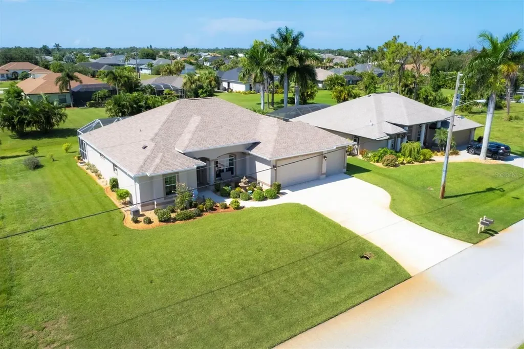283 Long Meadow Lane Rotonda West FL 33947