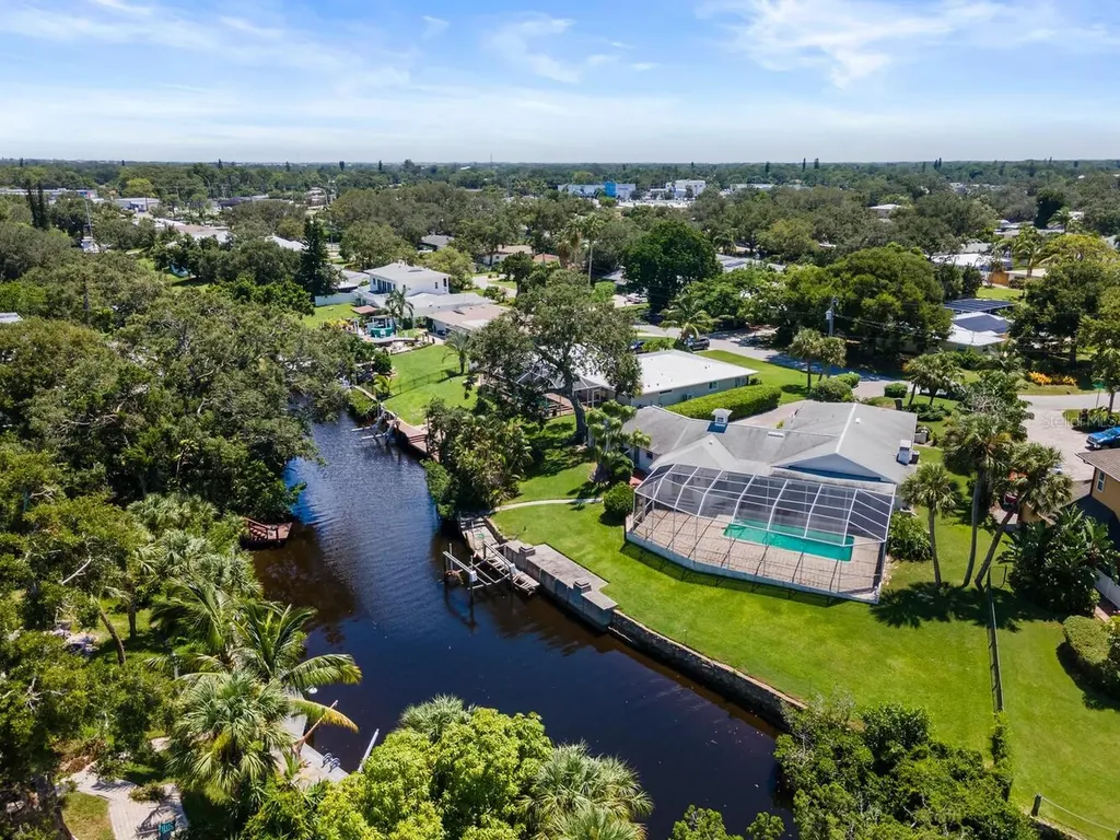 1805 Upper Cove Terrace Sarasota FL 34231