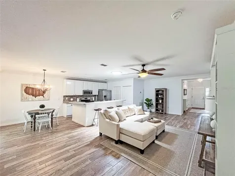 242 W Fiesta Key Loop Deland FL 32720