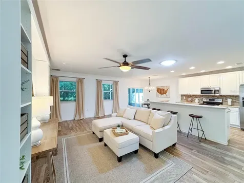 242 W Fiesta Key Loop Deland FL 32720