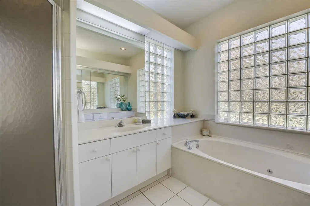 4653 Hadfield Drive Sarasota FL 34235