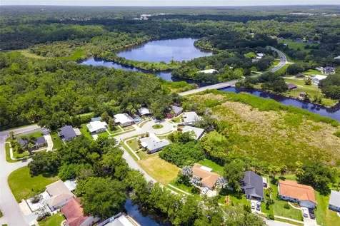 508 Terrier Way New Smyrna Beach FL 32168