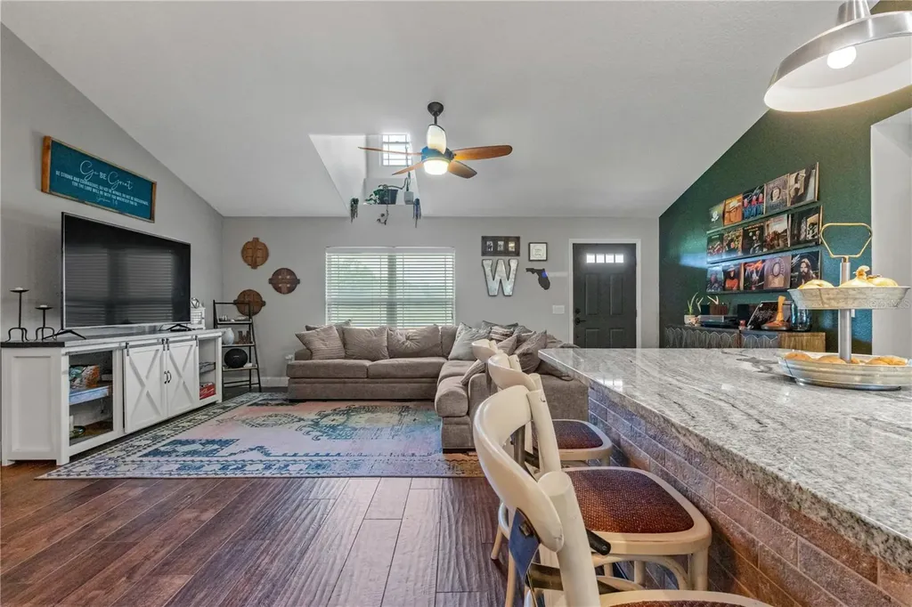 3422 Sr 471 Sumterville FL 33585