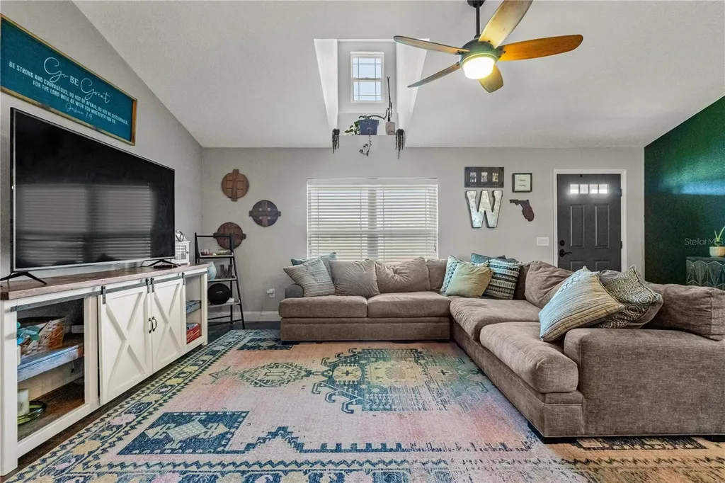 3422 Sr 471 Sumterville FL 33585