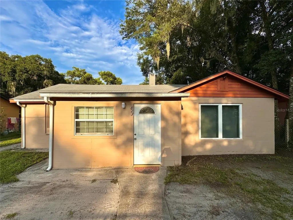 813 S Florida Avenue Deland FL 32720
