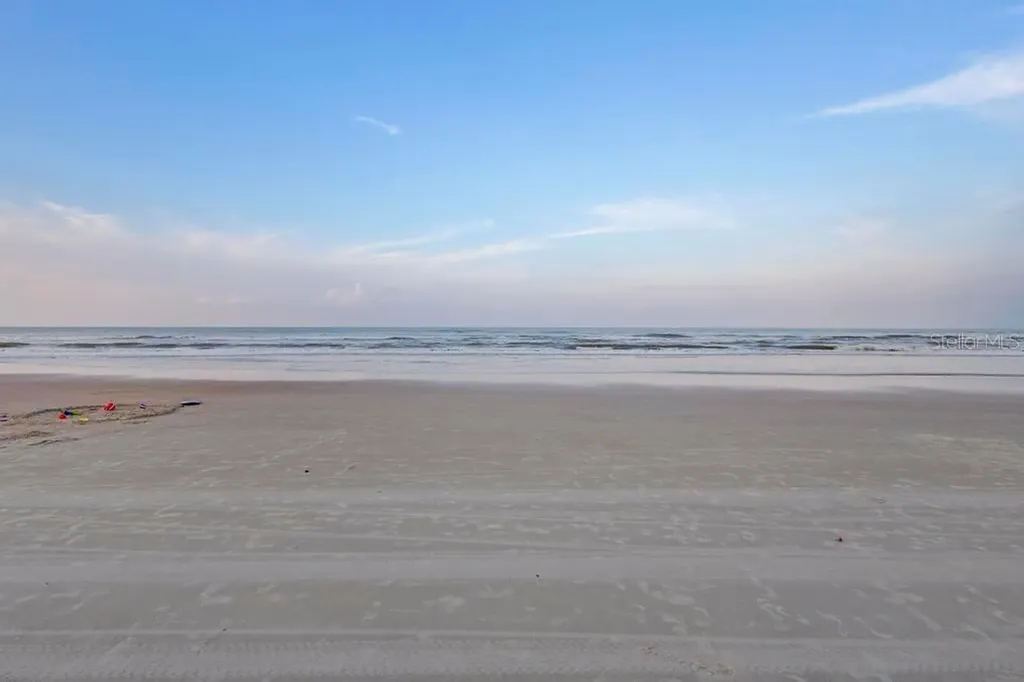 1233 S Atlantic Avenue Daytona Beach FL 32118