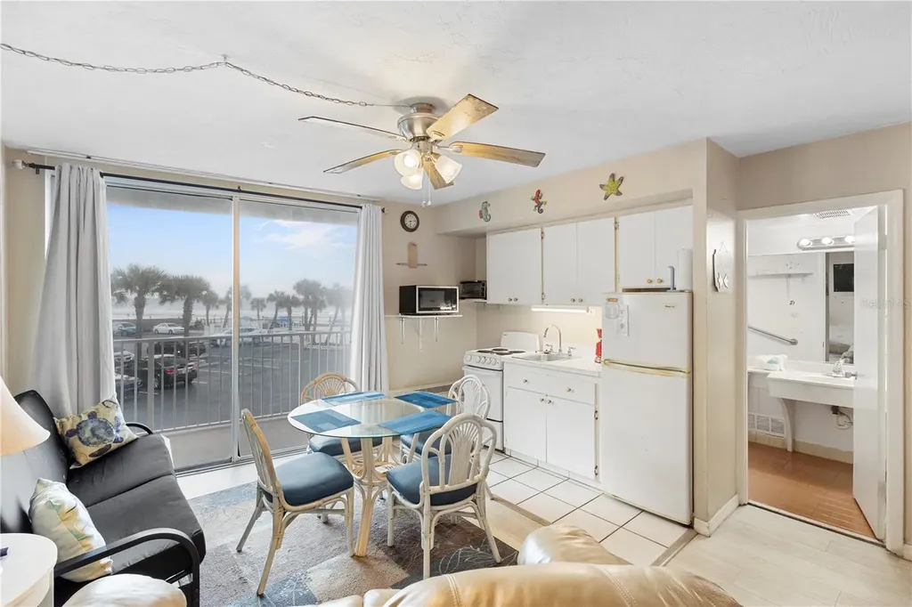 1233 S Atlantic Avenue Daytona Beach FL 32118