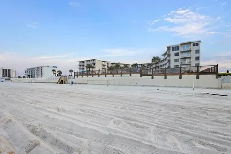 1233 S Atlantic Avenue Daytona Beach FL 32118