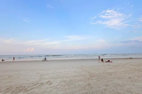 1233 S Atlantic Avenue Daytona Beach FL 32118