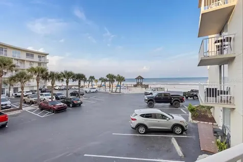 1233 S Atlantic Avenue Daytona Beach FL 32118