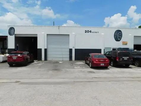 204 N Orange Blossom Trail Orlando FL 32805