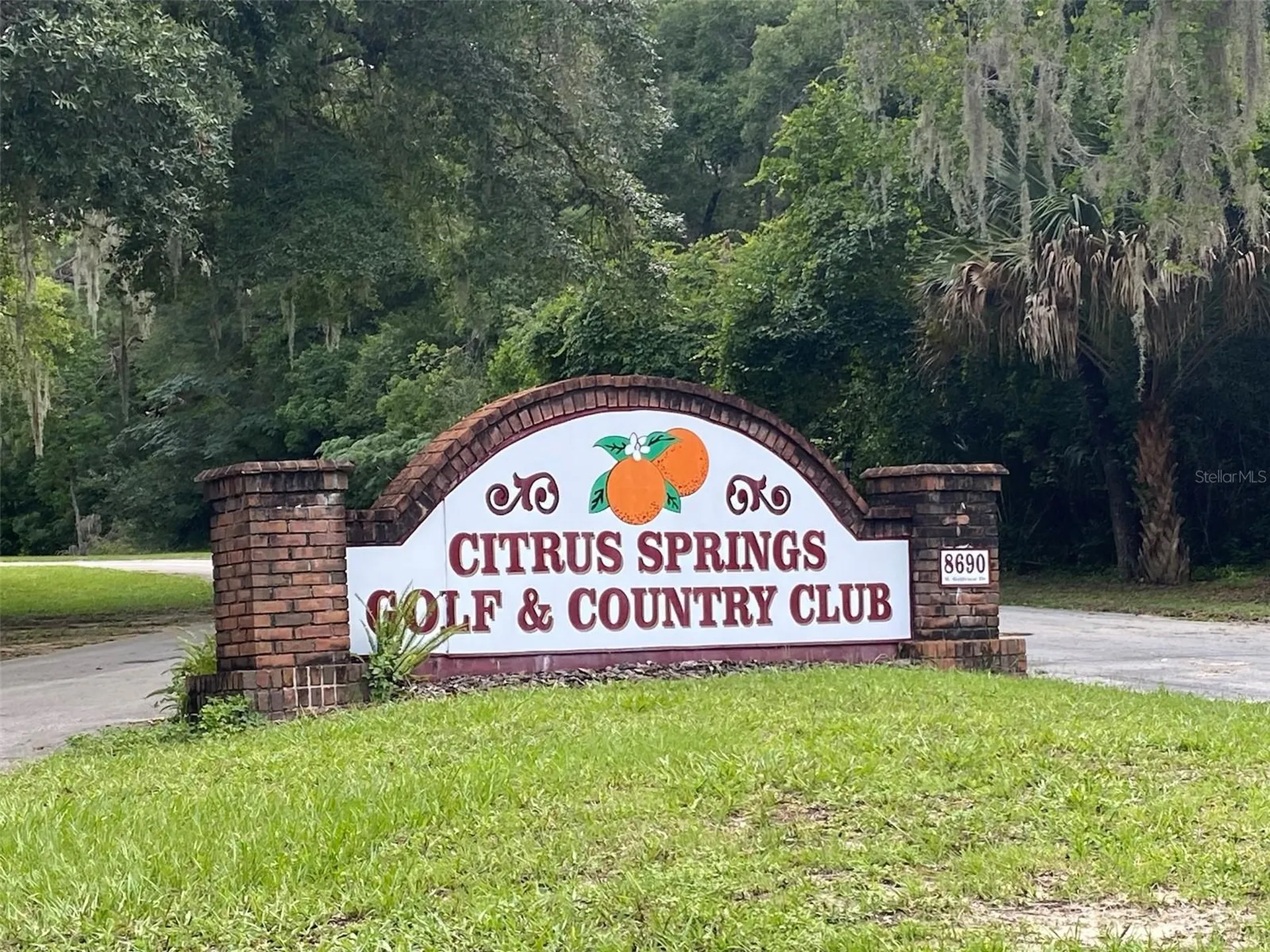 8739 N Upland Drive Citrus Springs FL 34434