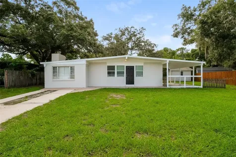 1104 Dogwood Avenue Tampa FL 33613