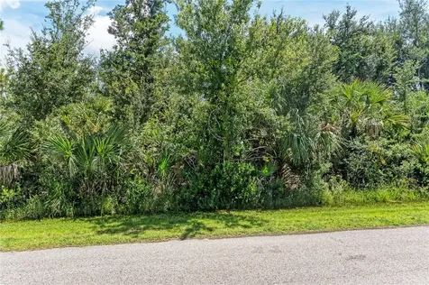 14291 Maidstone Avenue Port Charlotte FL 33981