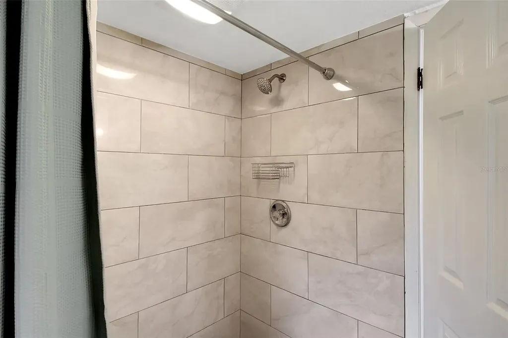 4003 Bayside Court Bradenton FL 34210