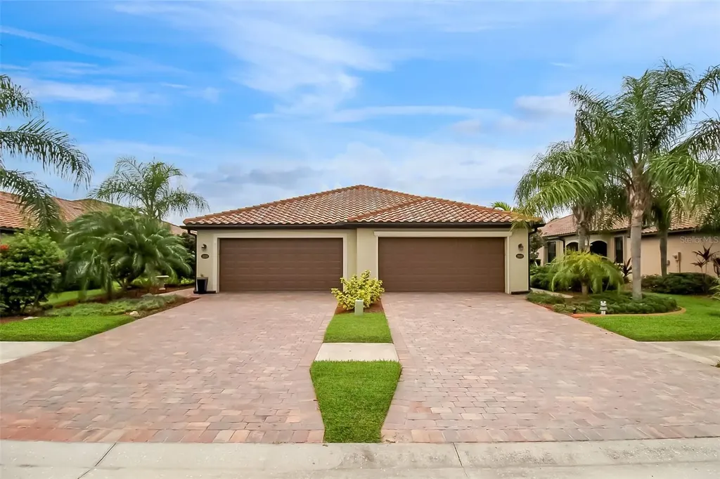 20230 Tesoro Drive Venice FL 34293
