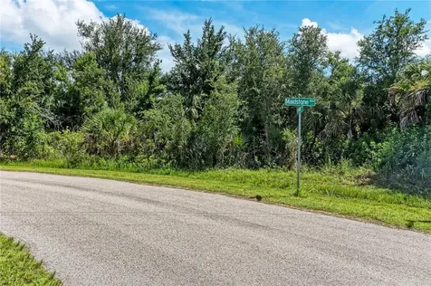 14284 Humbold Road Port Charlotte FL 33981