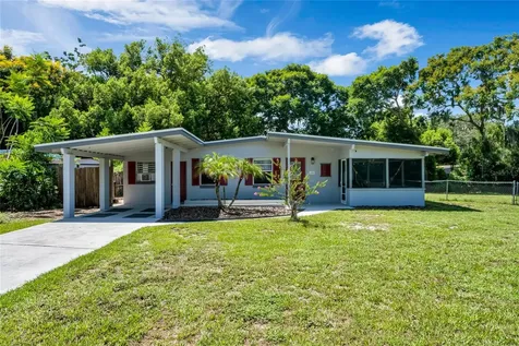 500 E 3rd Street Chuluota FL 32766