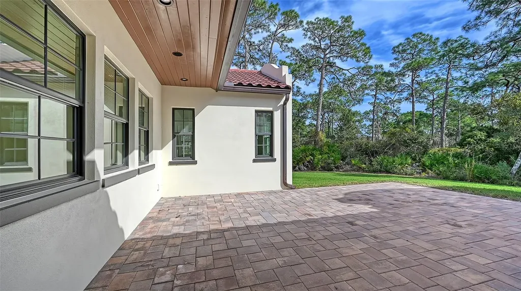 360 N Point Road Osprey FL 34229