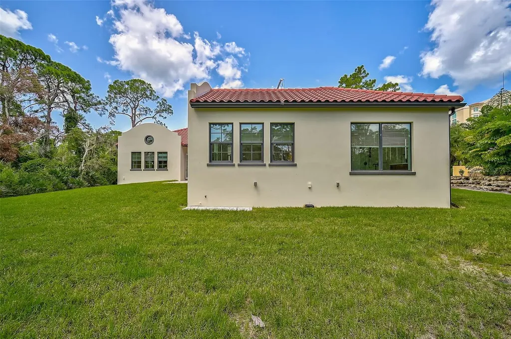 360 N Point Road Osprey FL 34229