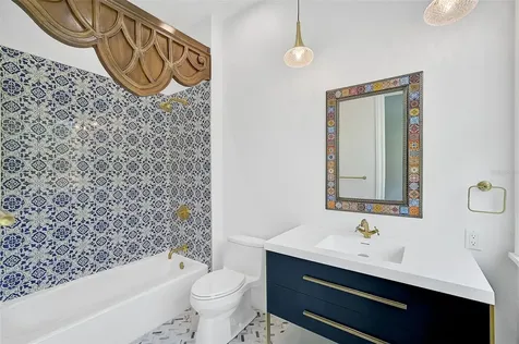 360 N Point Road Osprey FL 34229